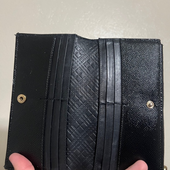 Burberry Black Wallet in Great Condition - Picture 4 of 9